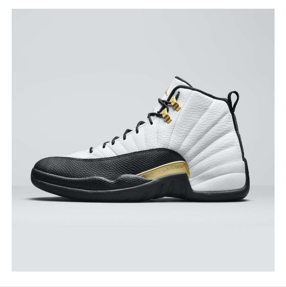 Air Jordan 12 Retro Royalty - Picture 4 of 17